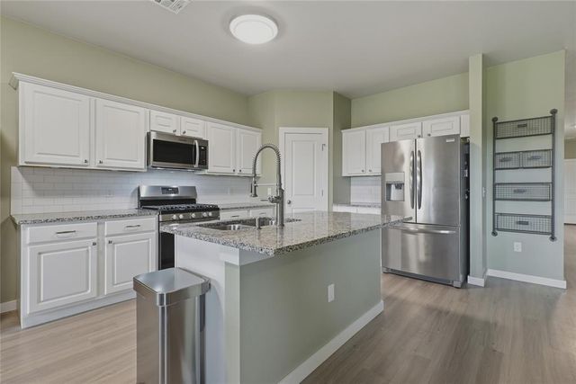 1261 Round Leaf Road, Edmond, OK 73034