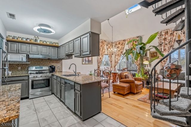 4 Sunrise Dr 10, Vernon Twp., NJ 07462