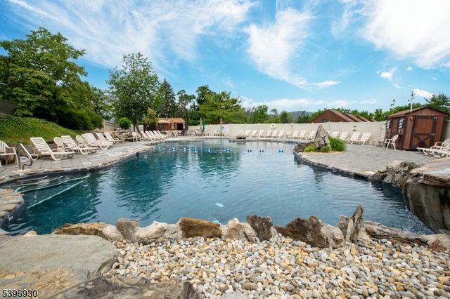 4 Sunrise Dr 10, Vernon Twp., NJ 07462