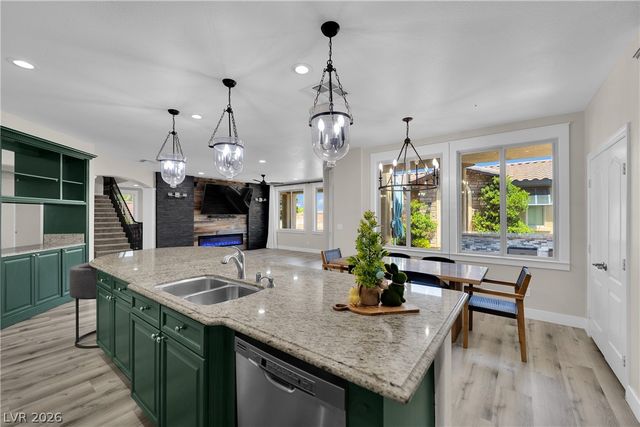 7566 Mezzanine View Avenue, Las Vegas, NV 89178