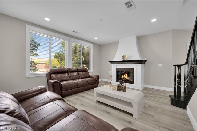 7566 Mezzanine View Avenue, Las Vegas, NV 89178