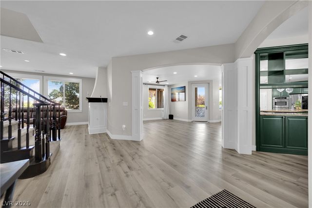 7566 Mezzanine View Avenue, Las Vegas, NV 89178