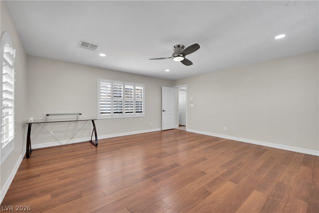 7566 Mezzanine View Avenue, Las Vegas, NV 89178