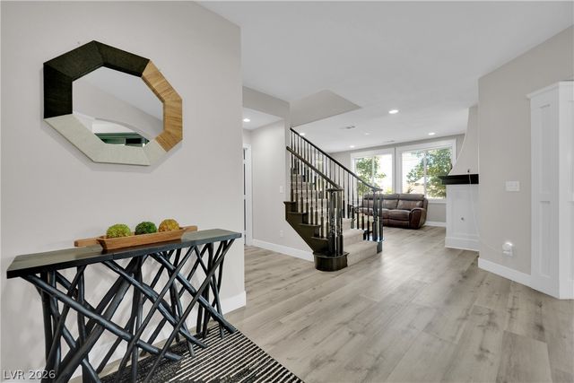7566 Mezzanine View Avenue, Las Vegas, NV 89178