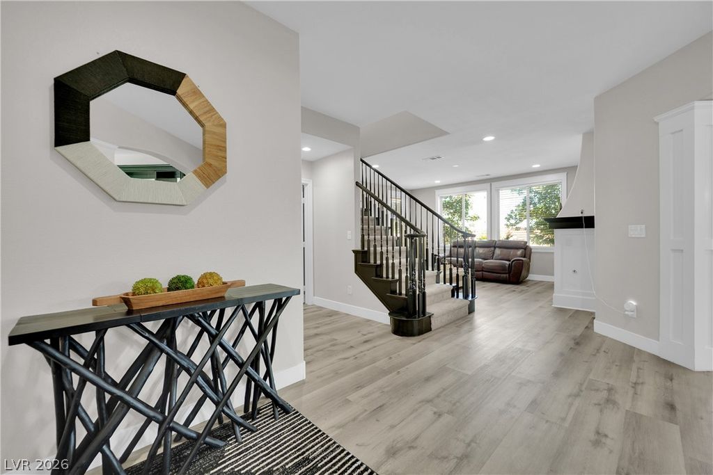 7566 Mezzanine View Avenue, Las Vegas, NV 89178 — photo 5