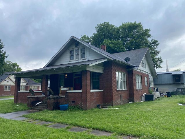 101 NE 4th, England, AR 72046