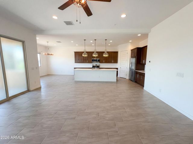 4411 N 93RD Drive, Phoenix, AZ 85037