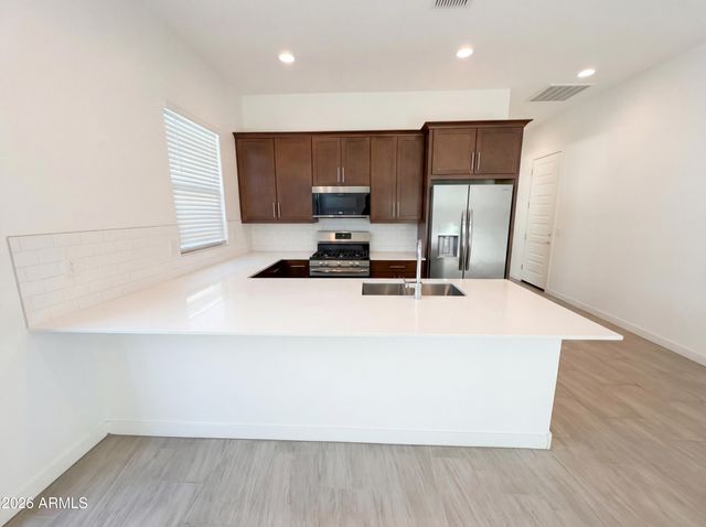 4411 N 93RD Drive, Phoenix, AZ 85037