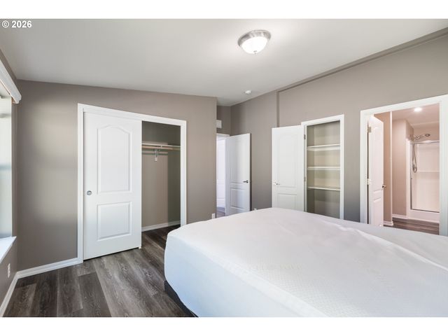 66017 N BAY Rd, North Bend, OR 97459