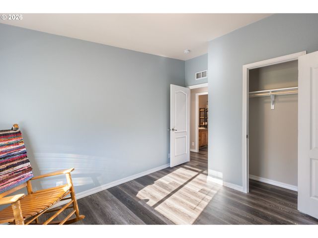 66017 N BAY Rd, North Bend, OR 97459