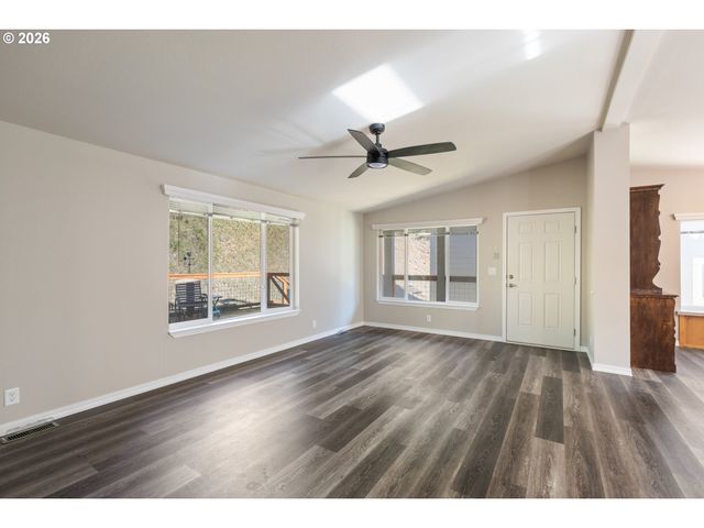 66017 N BAY Rd, North Bend, OR 97459