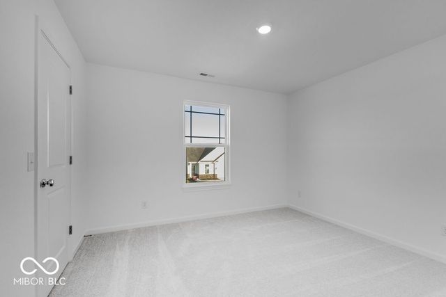 2143 Bear Oak Run, Shelbyville, IN 46176