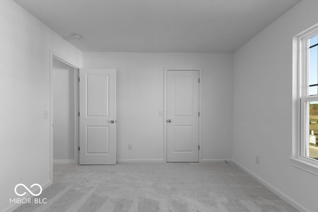 2143 Bear Oak Run, Shelbyville, IN 46176