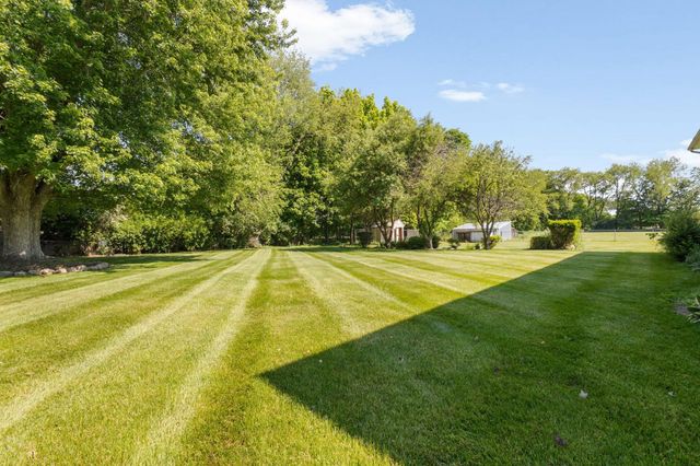 21014 County road 20 Road, Goshen, IN 46528