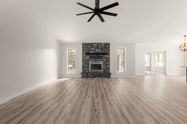 21014 County road 20 Road, Goshen, IN 46528
