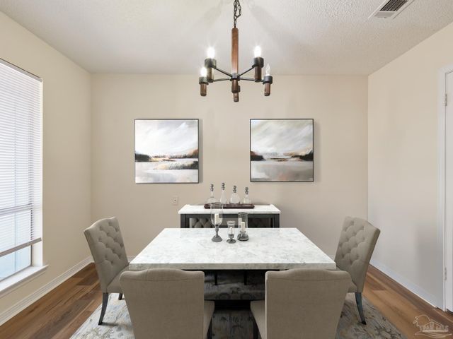 5731 Langley Ct, Pensacola, FL 32504