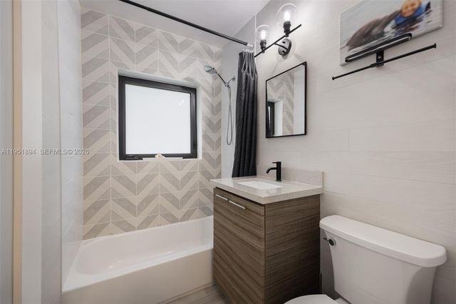 07325 SW 102nd St, Pinecrest, FL 33156