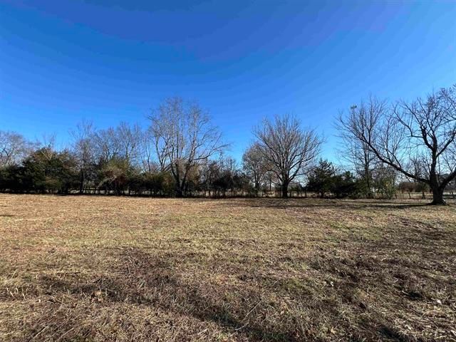 xxx E Main Street, Ash Flat, AR 72513