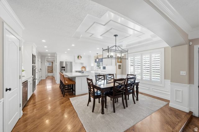 9496 S DUNBAR CIR, South Jordan, UT 84095