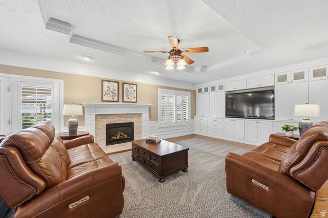 9496 S DUNBAR CIR, South Jordan, UT 84095