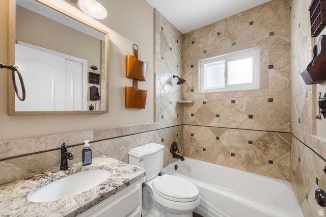 9496 S DUNBAR CIR, South Jordan, UT 84095