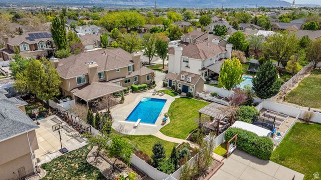 9496 S DUNBAR CIR, South Jordan, UT 84095