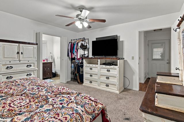 514 Dorothy Lane, Justin, TX 76247