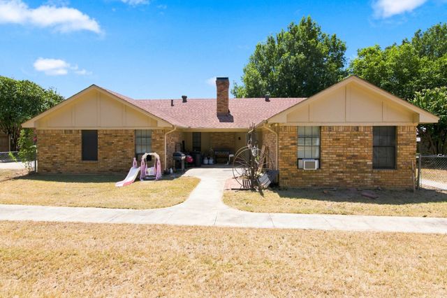 514 Dorothy Lane, Justin, TX 76247