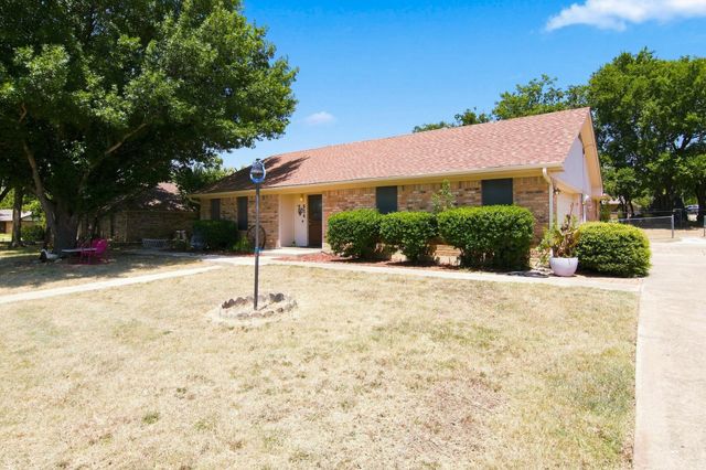 514 Dorothy Lane, Justin, TX 76247