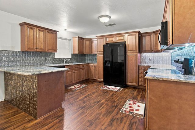 514 Dorothy Lane, Justin, TX 76247