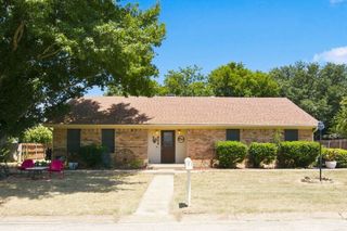 514 Dorothy Lane, Justin, TX 76247