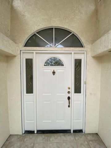 9516 Larrabee Ave, San Diego, CA 92123