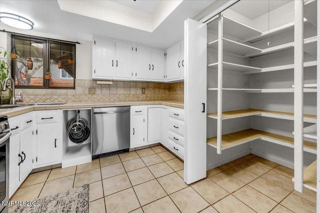 2975 Markridge Drive, Reno, NV 89509