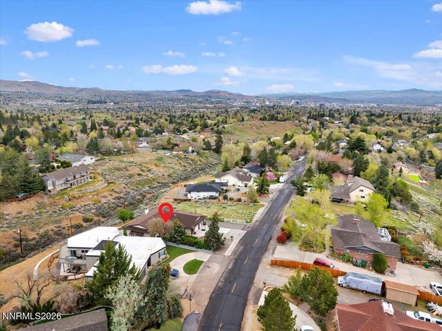 2975 Markridge Drive, Reno, NV 89509
