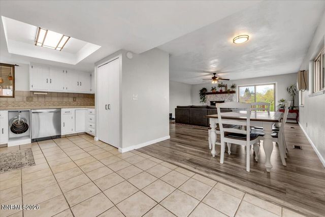 2975 Markridge Drive, Reno, NV 89509