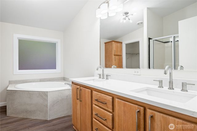 509 NW Clark Avenue, Winlock, WA 98596