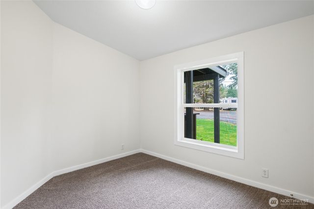 509 NW Clark Avenue, Winlock, WA 98596