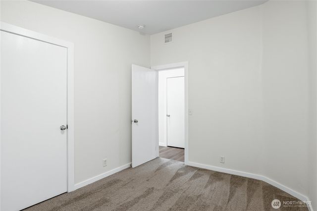 509 NW Clark Avenue, Winlock, WA 98596