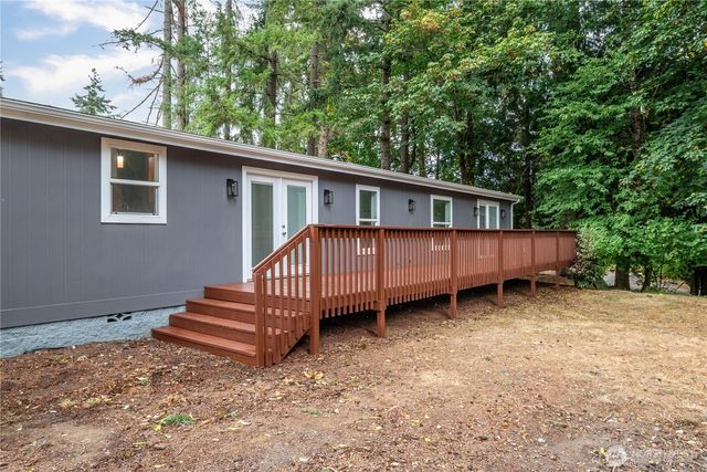 509 NW Clark Avenue, Winlock, WA 98596