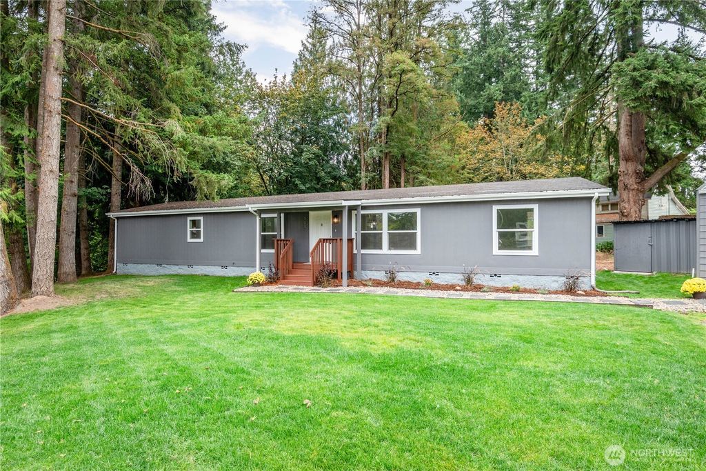 509 NW Clark Avenue, Winlock, WA 98596