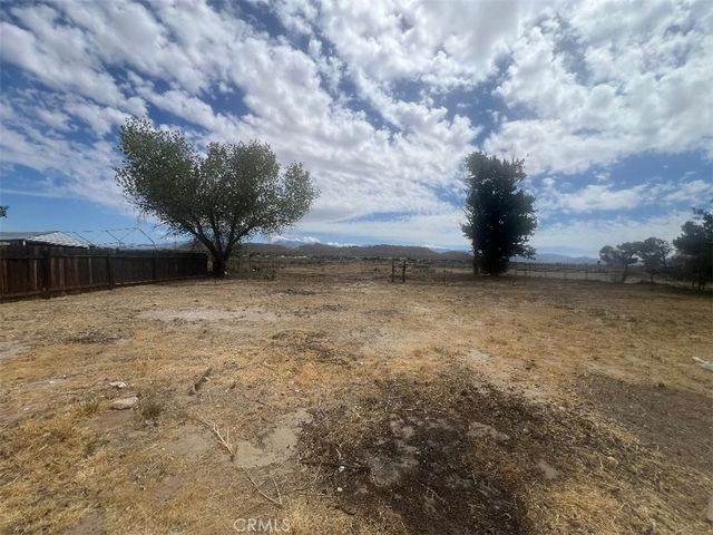 15232 Greenrock, Lancaster, CA 93535