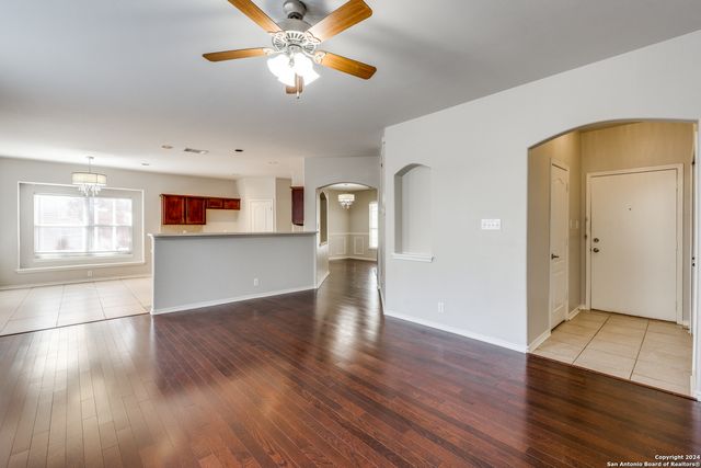 15834 REDWOODS MANOR, San Antonio, TX 78247