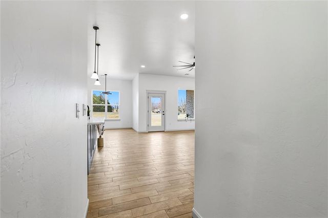 1328 Cedar Circle, Harrah, OK 73045