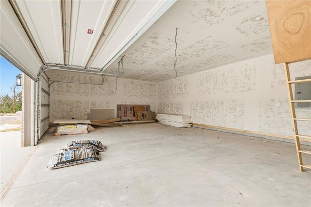 1328 Cedar Circle, Harrah, OK 73045