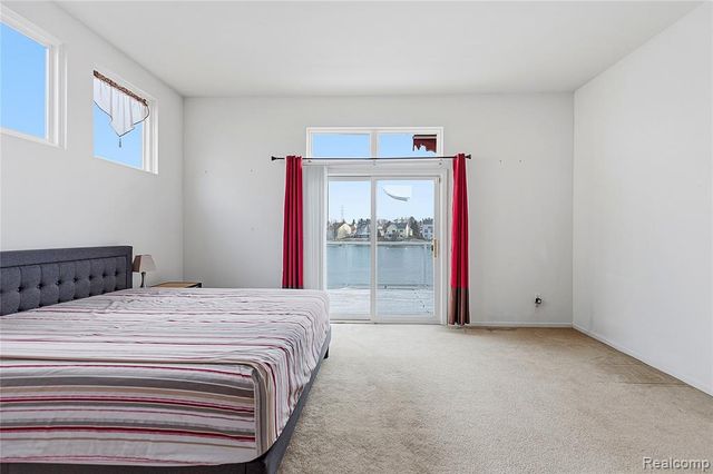 975 Watersedge Court, Oxford, MI 48371