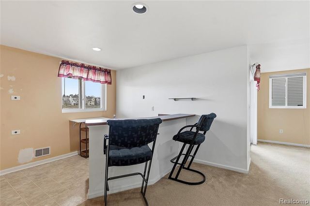 975 Watersedge Court, Oxford, MI 48371