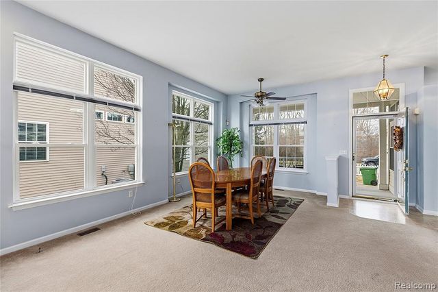 975 Watersedge Court, Oxford, MI 48371