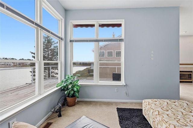 975 Watersedge Court, Oxford, MI 48371