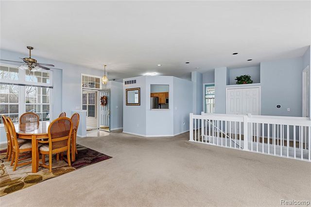 975 Watersedge Court, Oxford, MI 48371