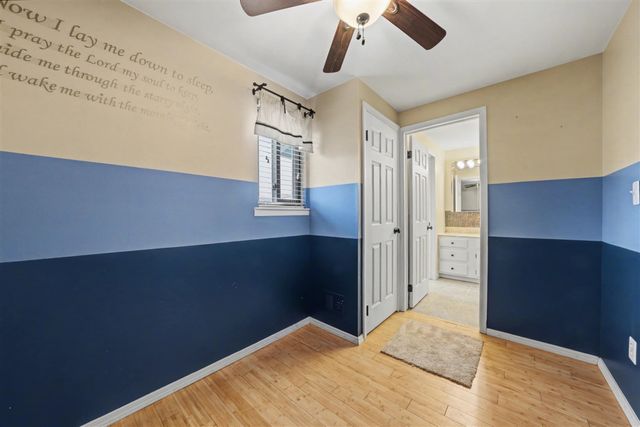 1564 Charter Oak Drive, Rochester Hills, MI 48309